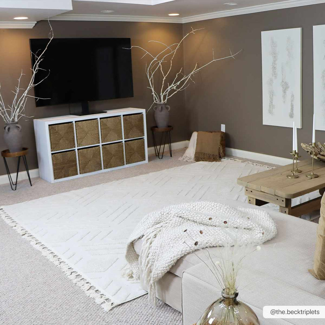 Vineyards Ivory Contemporary Geometrical Area Rug - The Rug Decor