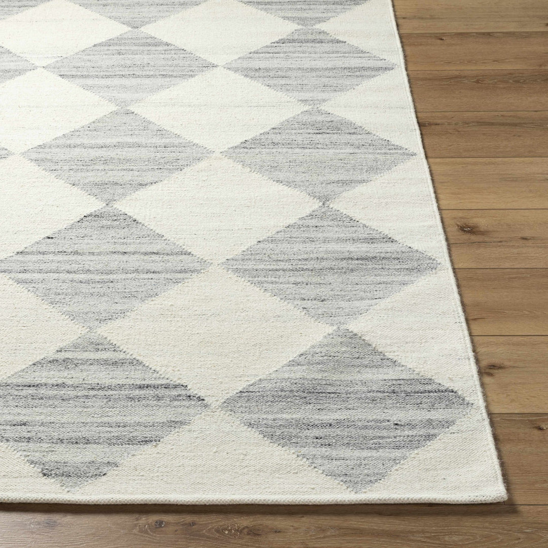 Vivir x Livabliss Modern Gray And Ivory Diamond Rug - The Rug Decor