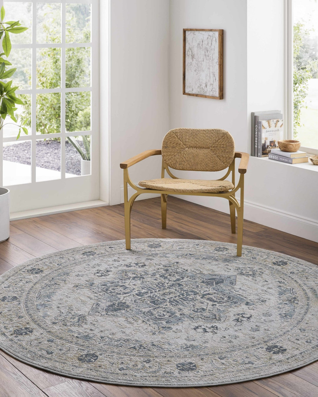 Whangamata Traditional Design Gray And Beige Area Rug - The Rug Decor