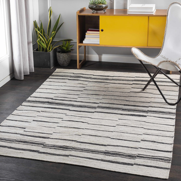 Willington Modern Style Ivory And Charcoal Hand Woven Area Rug