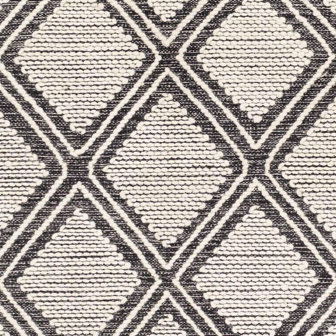 Wausa Modern Geometrical Ivory And Black Area Rug