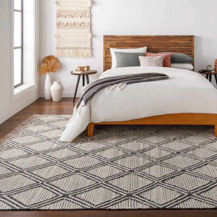 Wausa Modern Geometrical Ivory And Black Area Rug