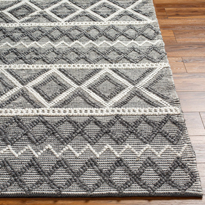 Yuka Contemporary Geometrical Gray Rug - The Rug Decor