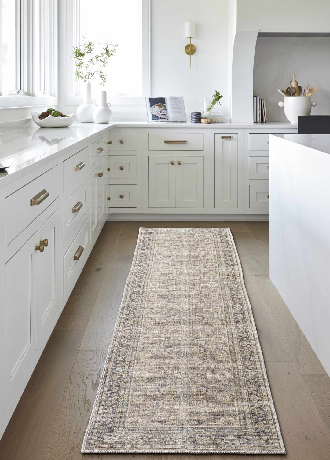 Zahar Traditional Beige And Charcoal Washable Area Rug - The Rug Decor