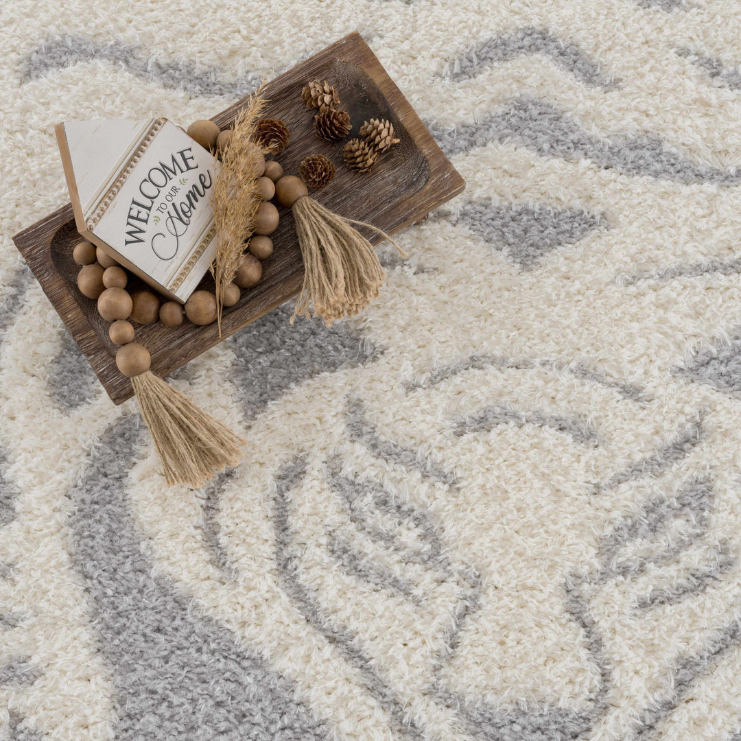 Zane Silver And Ivory Tibetan Animal Tiger Area Rug - The Rug Decor