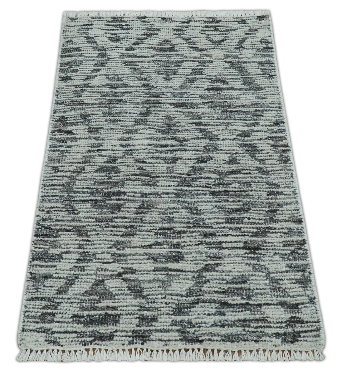 2x3 Hand Knotted Silver and Charcoal Geometrical shape Wool Rug - The Rug Decor