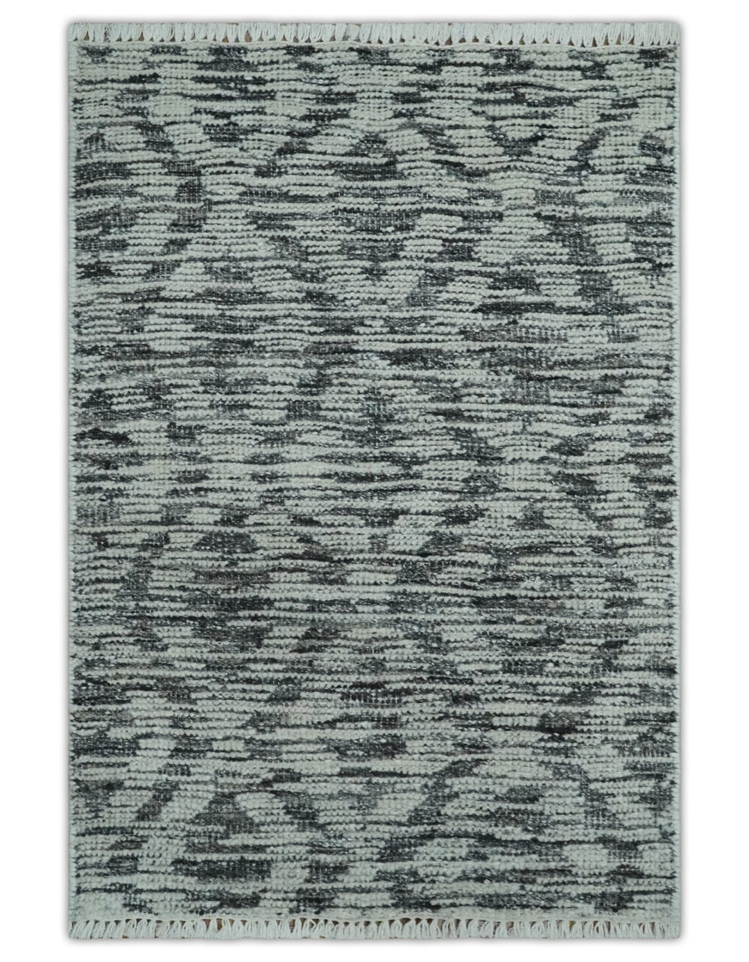 2x3 Hand Knotted Silver and Charcoal Geometrical shape Wool Rug - The Rug Decor