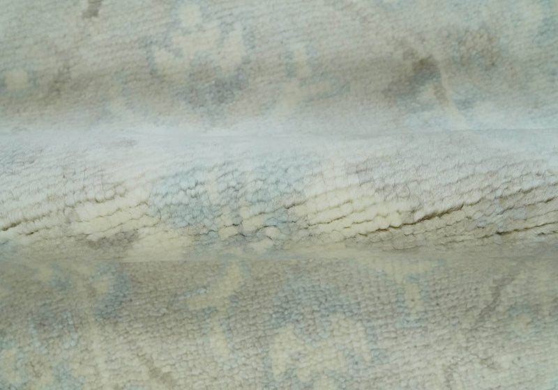2x3 Hand Knotted Silver, Ivory and Gray Heriz Serapi Wool Area Rug - The Rug Decor