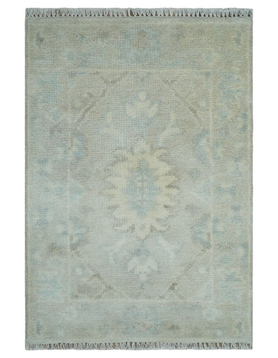 2x3 Hand Knotted Silver, Ivory and Gray Heriz Serapi Wool Area Rug - The Rug Decor