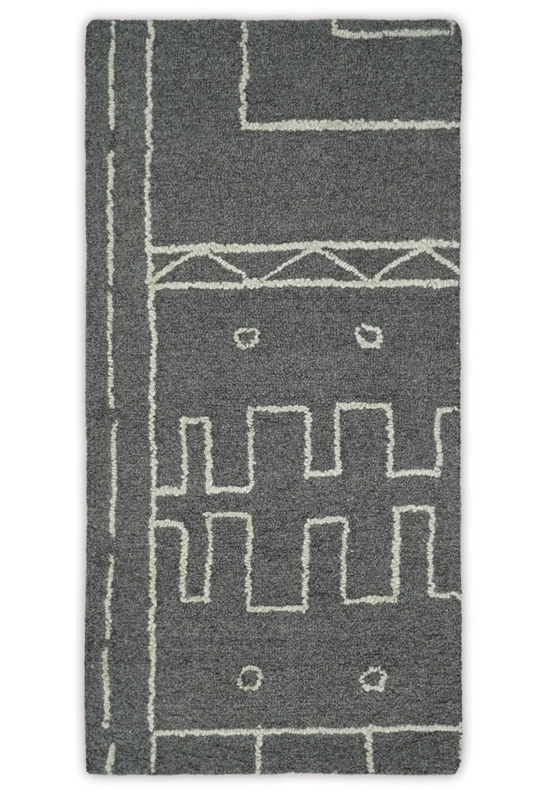 2x4 Gray and White Tribal Hand Hooked Textured Loop Area Rug | TRIB2 - The Rug Decor
