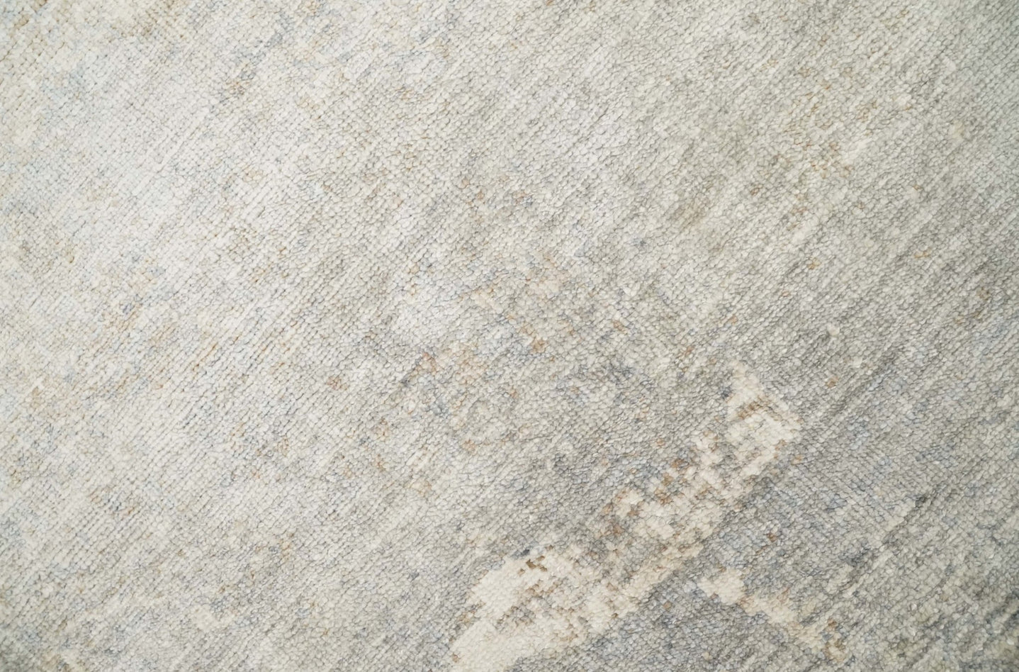 2x4 Hand Knotted Ivory and Beige Modern rug made with Art Silk| N8624 - The Rug Decor