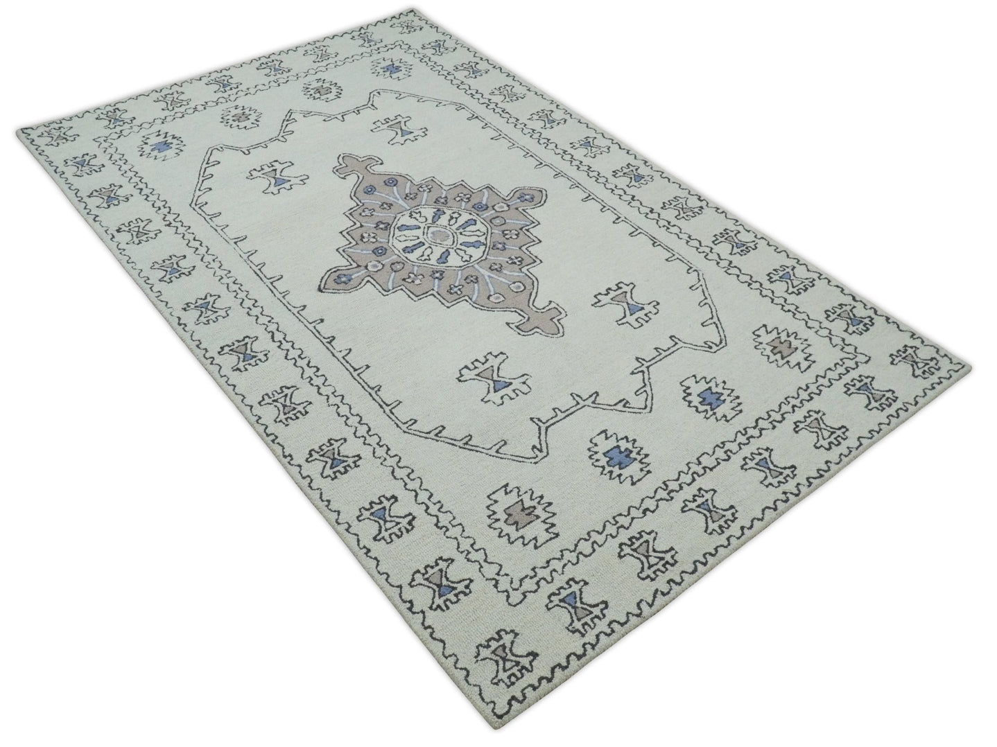 5x8, 6x9, 8x10 and 9x12 Ivory and Peach Persian Style Antique Oriental Tribal Hand Tufted Wool Area Rug | TRI3 - The Rug Decor
