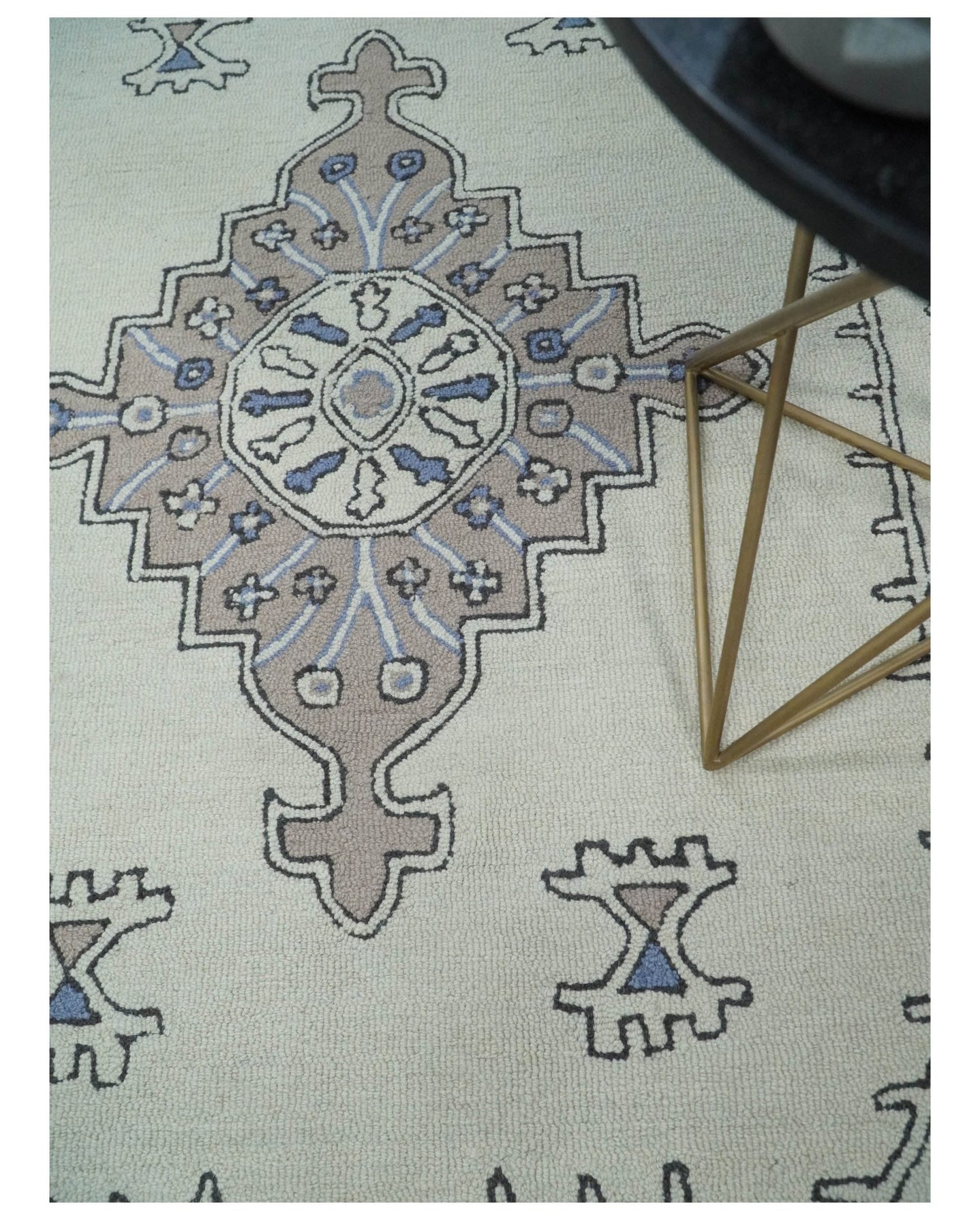 5x8, 6x9, 8x10 and 9x12 Ivory and Peach Persian Style Antique Oriental Tribal Hand Tufted Wool Area Rug | TRI3 - The Rug Decor