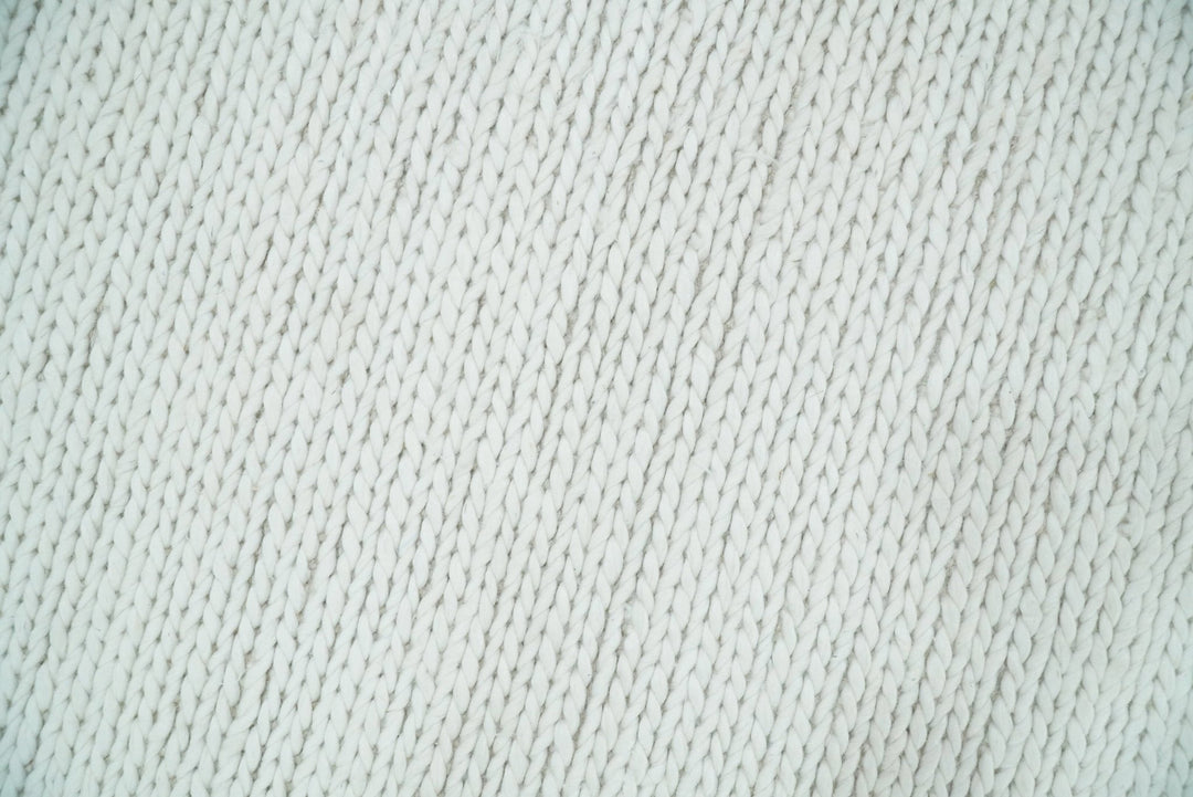 5x8 and 8x10 Braided Wool Solid White Felted Chunky Hand Woven Soft Plush Area Rug | DOV6 - The Rug Decor