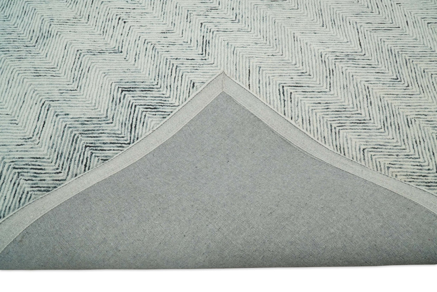5x8 and 8x10 Hand Made Woolen Modern Blue and Ivory Area Rug | EVE001 - The Rug Decor