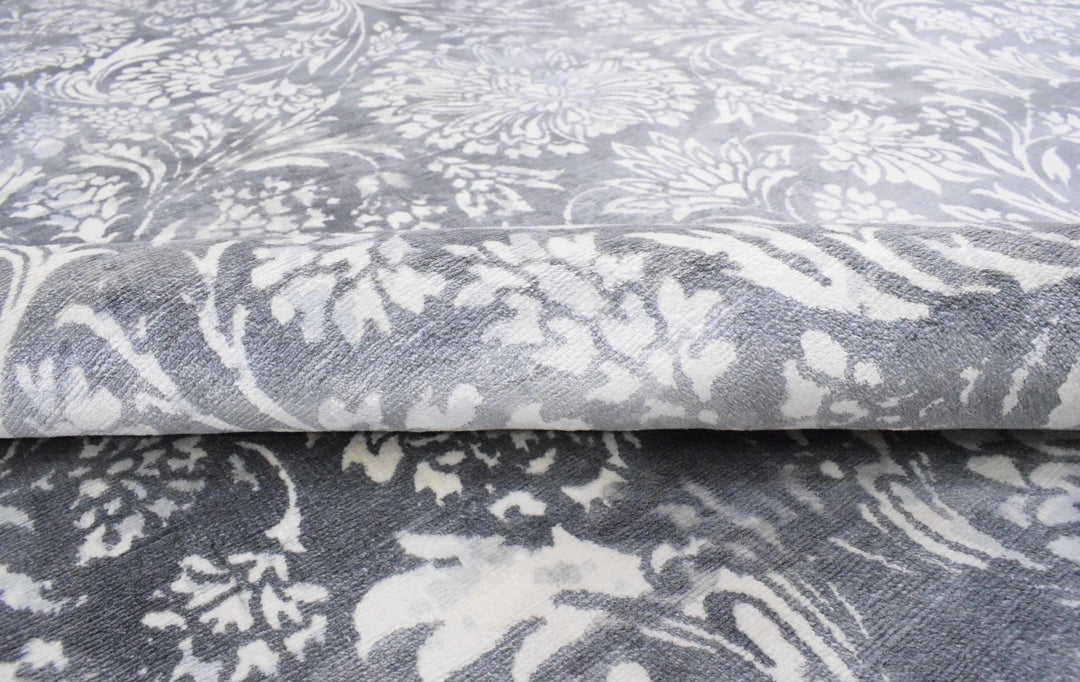 5x8 Blue and Silver Handmade Area Rug Made With Fine Viscose - The Rug Decor