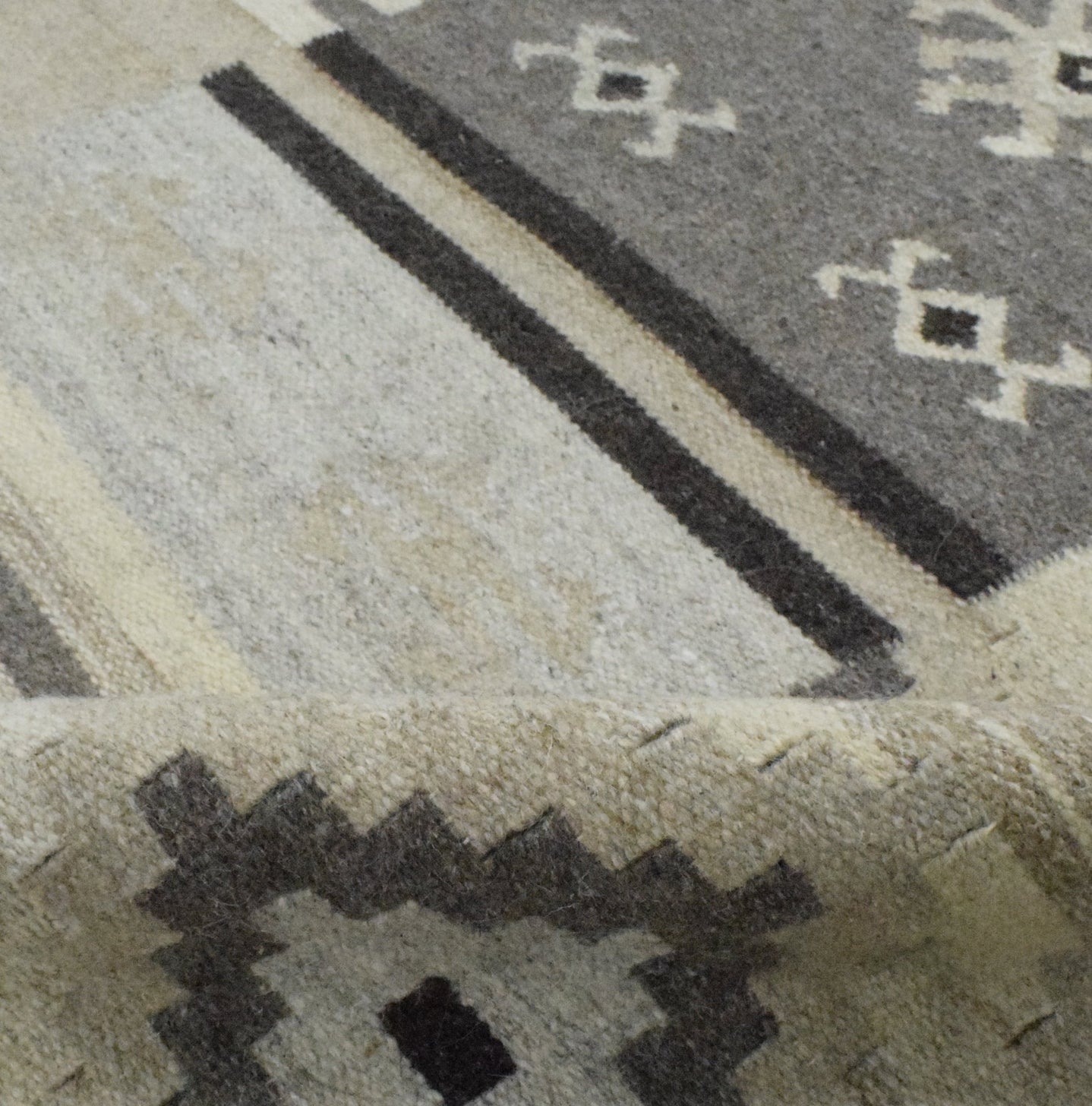 5x8 Dhurrie Rug, Beige Brown Tribal Pattern Wool Rug - The Rug Decor