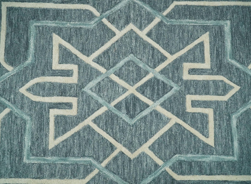 5x8 Hand Tufted Gray and Ivory Tribal Style Antique Oriental Wool Area Rug | TRDMA113 - The Rug Decor