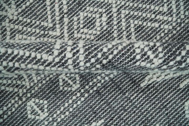 5x8 Hand woven tribal Woolen Chunky and Soft White and Black Wool Area Rug | TRDMA18 - The Rug Decor