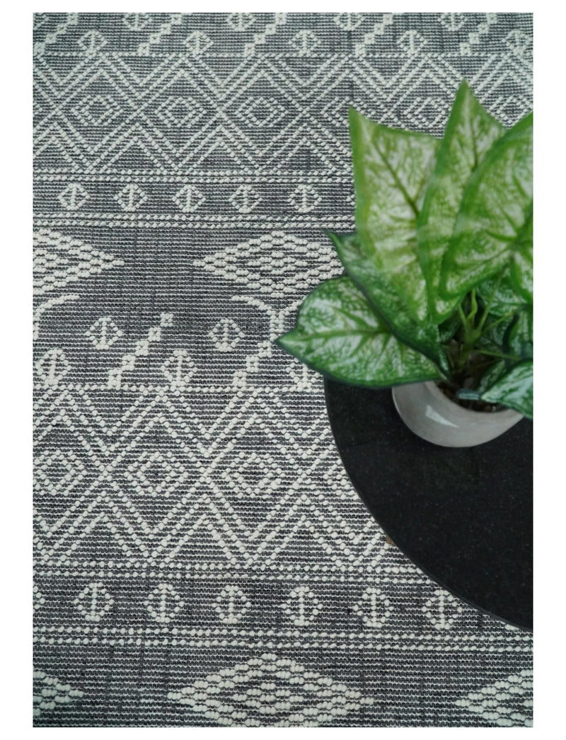 5x8 Hand woven tribal Woolen Chunky and Soft White and Black Wool Area Rug | TRDMA18 - The Rug Decor