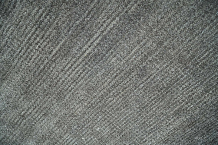 5x8 Solid Gray Rug made with wool and viscose blend | TRD178A - The Rug Decor