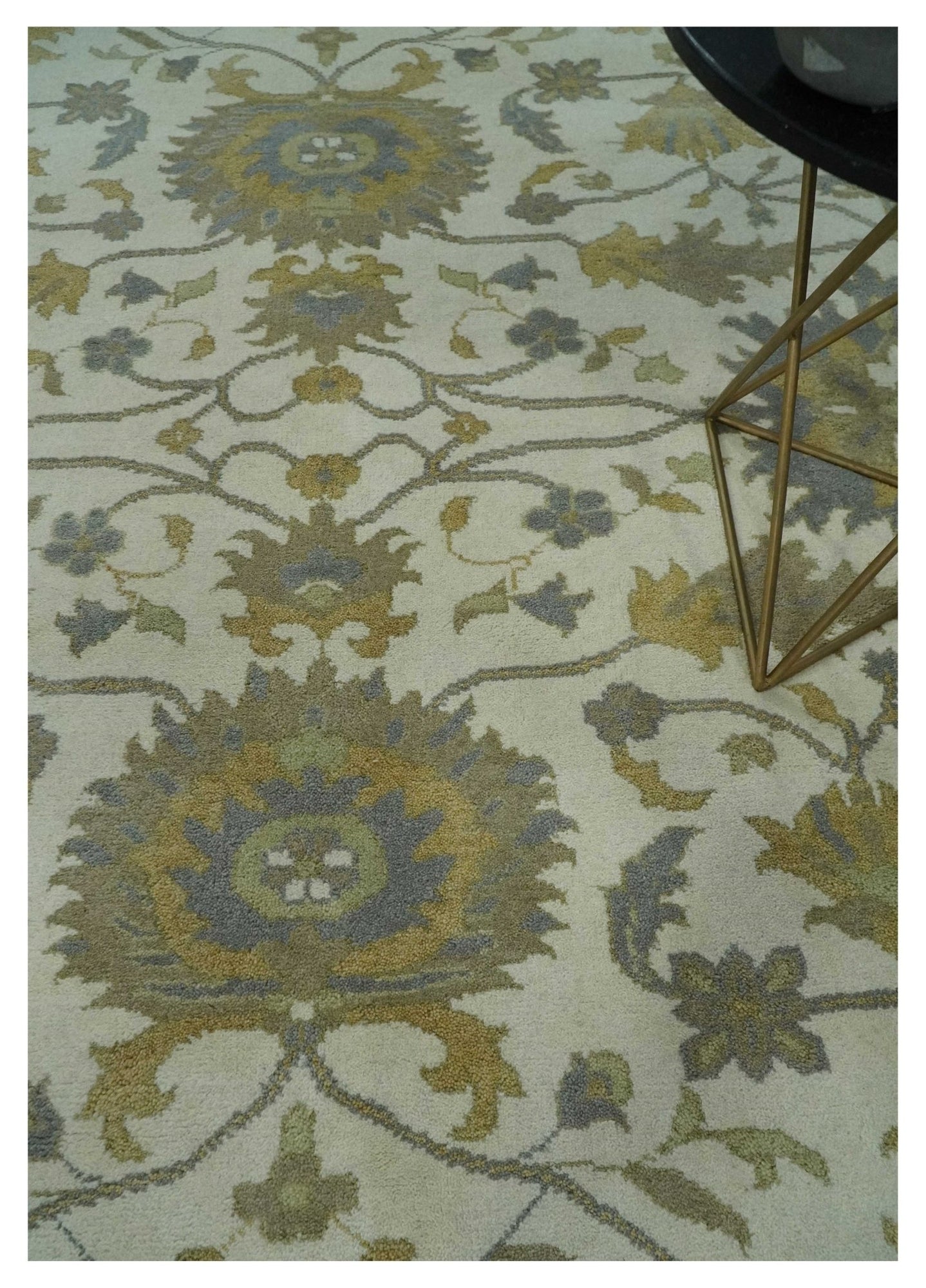 8.6x10 Ivory, Beige and Charcoal Hand Knotted Heriz Serapi Floral Area Rug | TRDCP1186810 - The Rug Decor