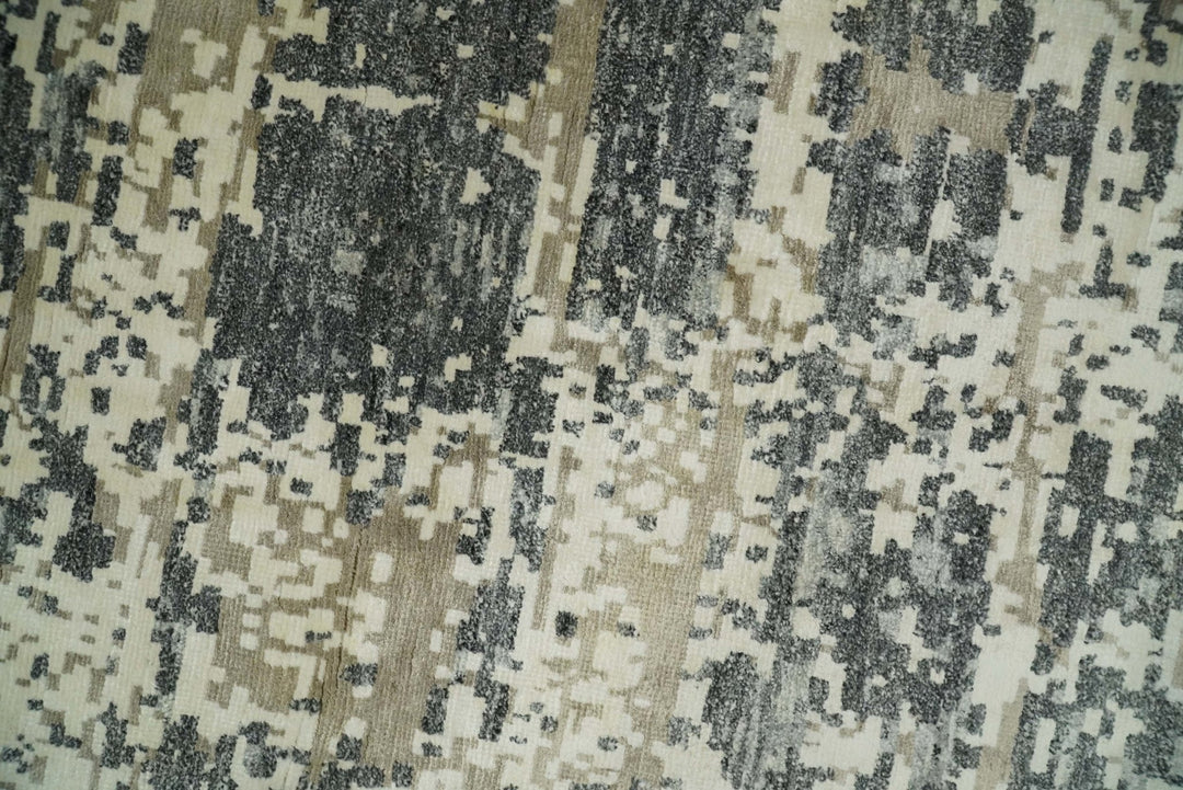 8x10 Fine Hand knotted Charcoal and Beige Traditional Abstract Persian Wool and Bamboo Silk Area Rug | TRDCP628810 - The Rug Decor