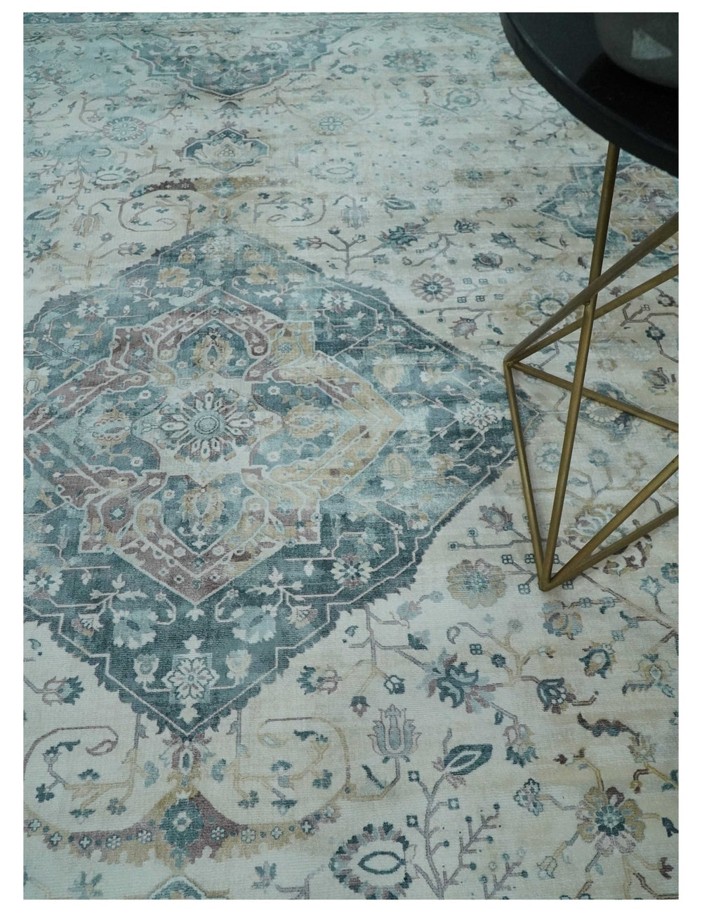 8x10 Gray, Beige and Brown Traditional Vintage Style Hand Loomed Art Silk Area Rug | AE7810 - The Rug Decor