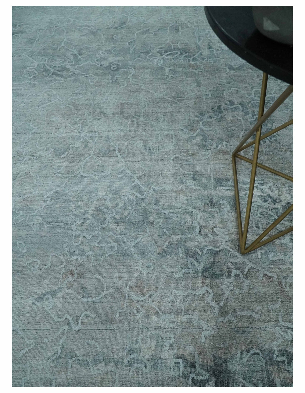 8x10 Ivory, Gray and Charcoal Traditional Erased Handmade Blended Wool Area Rug | AE9810 - The Rug Decor