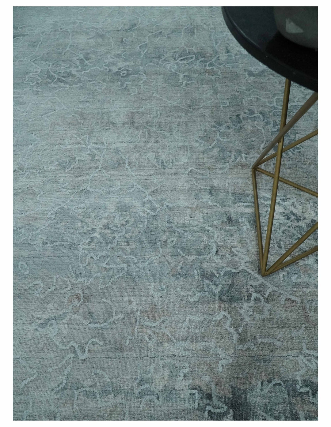 8x10 Ivory, Gray and Charcoal Traditional Erased Handmade Blended Wool Area Rug | AE9810 - The Rug Decor