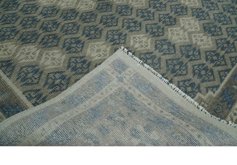 8x9.9 Gray, Ivory and Beige Honeycomb Traditional Hand Knotted Wool Area Rug - The Rug Decor