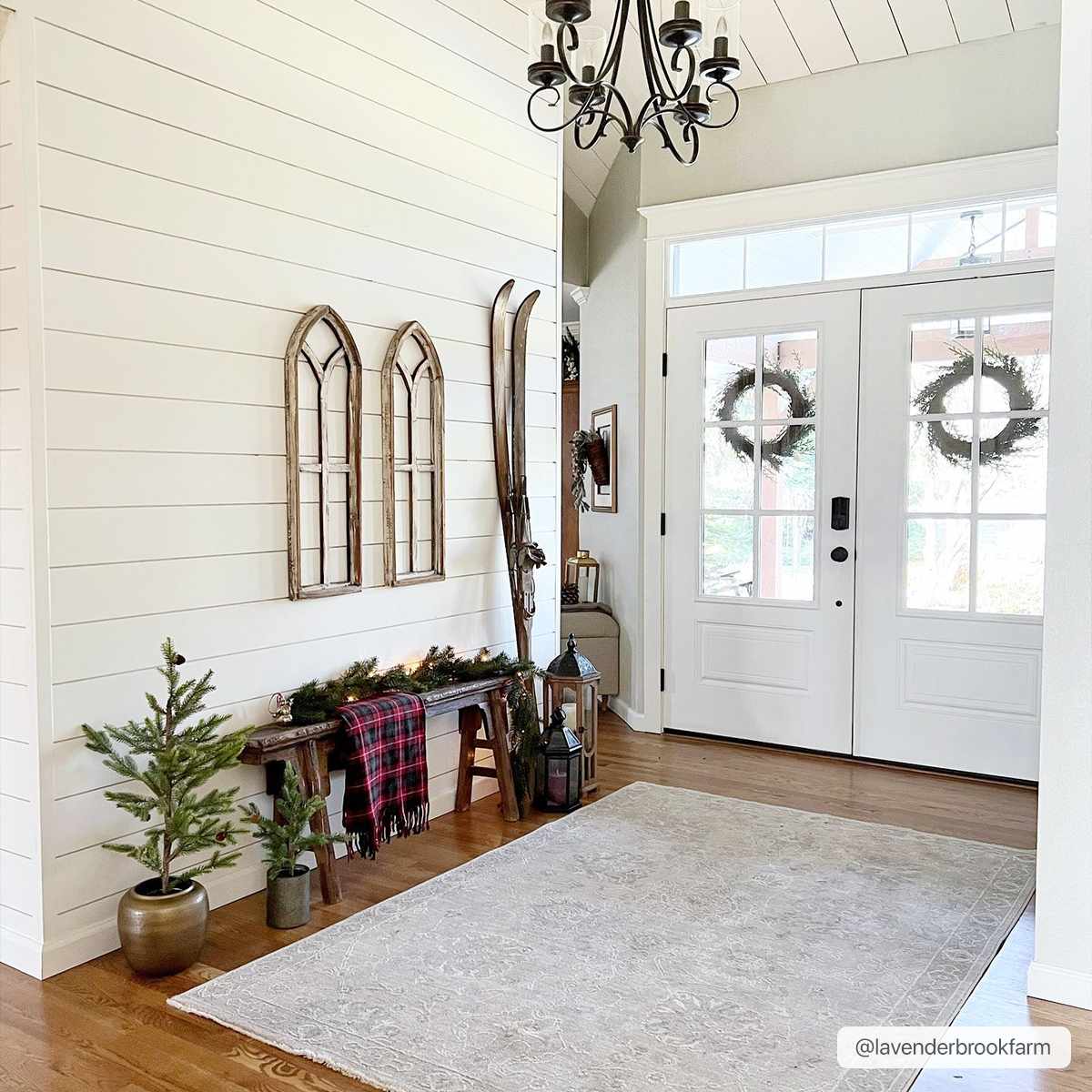 Antique Look Floral Beige and Charcoal Traditional Design Area Rug - The Rug Decor