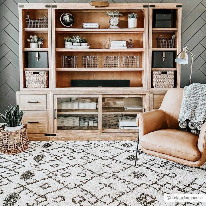 Beige and Charcoal Geometrical Design Moroccan Style Tribal Trellis Rug - The Rug Decor