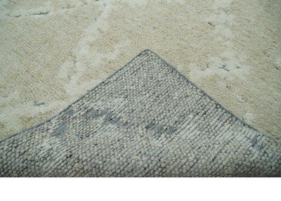Beige and Ivory Traditional Hand Knotted 8x10 Geometrical Pattern Wool Area Rug - The Rug Decor