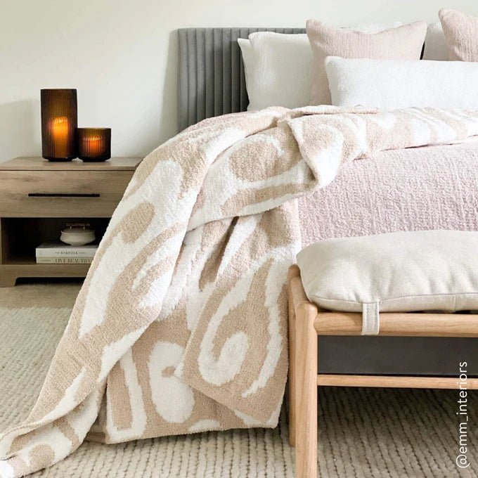 Cloud Gray, Sahara Tan, Coal, Taupe And Off White Modern Soft Plush Throw - The Rug Decor