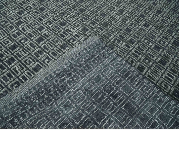 Contemporary Hand carved 8x10 Silver and Charcoal Traditional Geometrical Pattern Hand Knotted Wool Area Rug - The Rug Decor