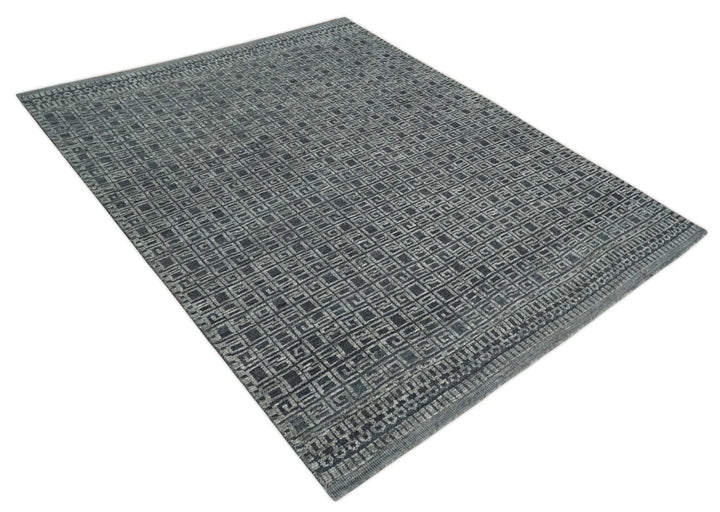 Contemporary Hand carved 8x10 Silver and Charcoal Traditional Geometrical Pattern Hand Knotted Wool Area Rug - The Rug Decor