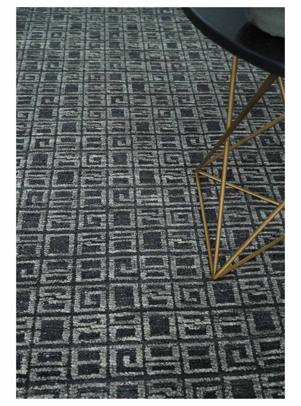 Contemporary Hand carved 8x10 Silver and Charcoal Traditional Geometrical Pattern Hand Knotted Wool Area Rug - The Rug Decor