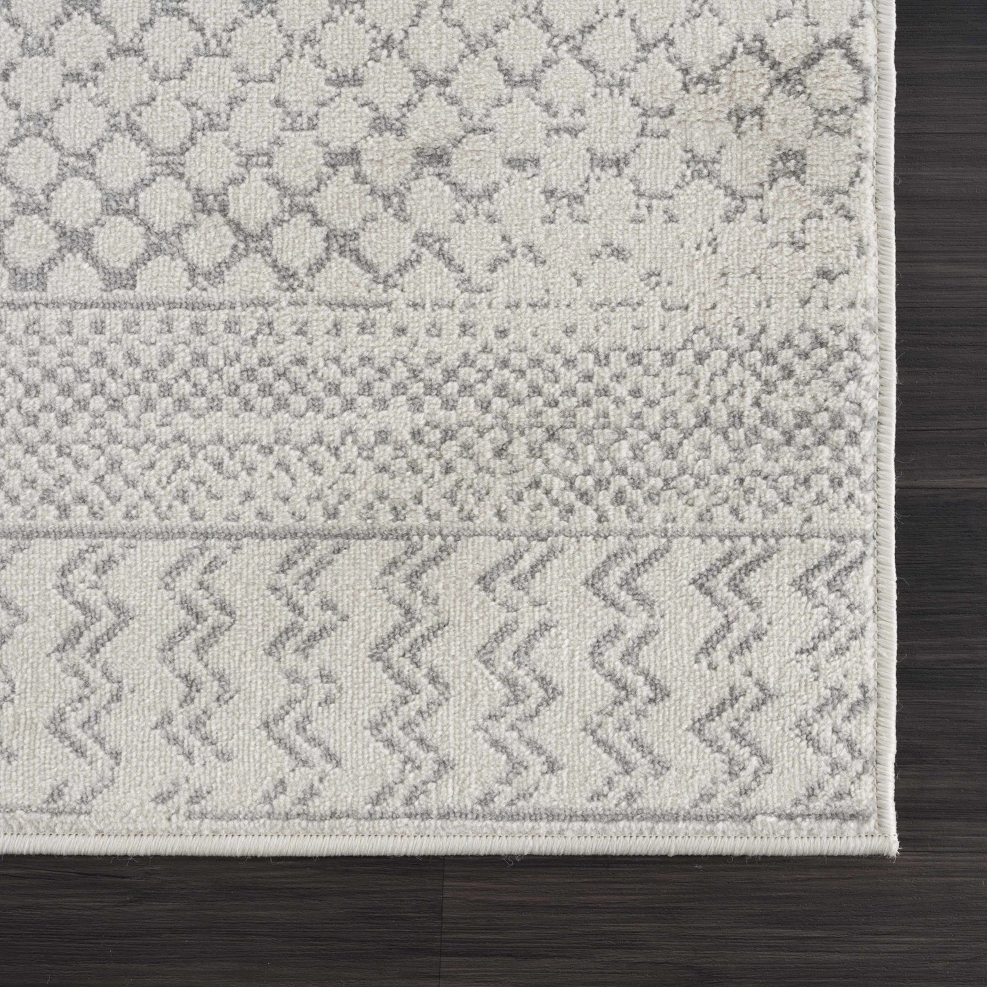 Contemporary Ivory and Gray Medium Pile Tribal Trellis Multi size Area Rug - The Rug Decor