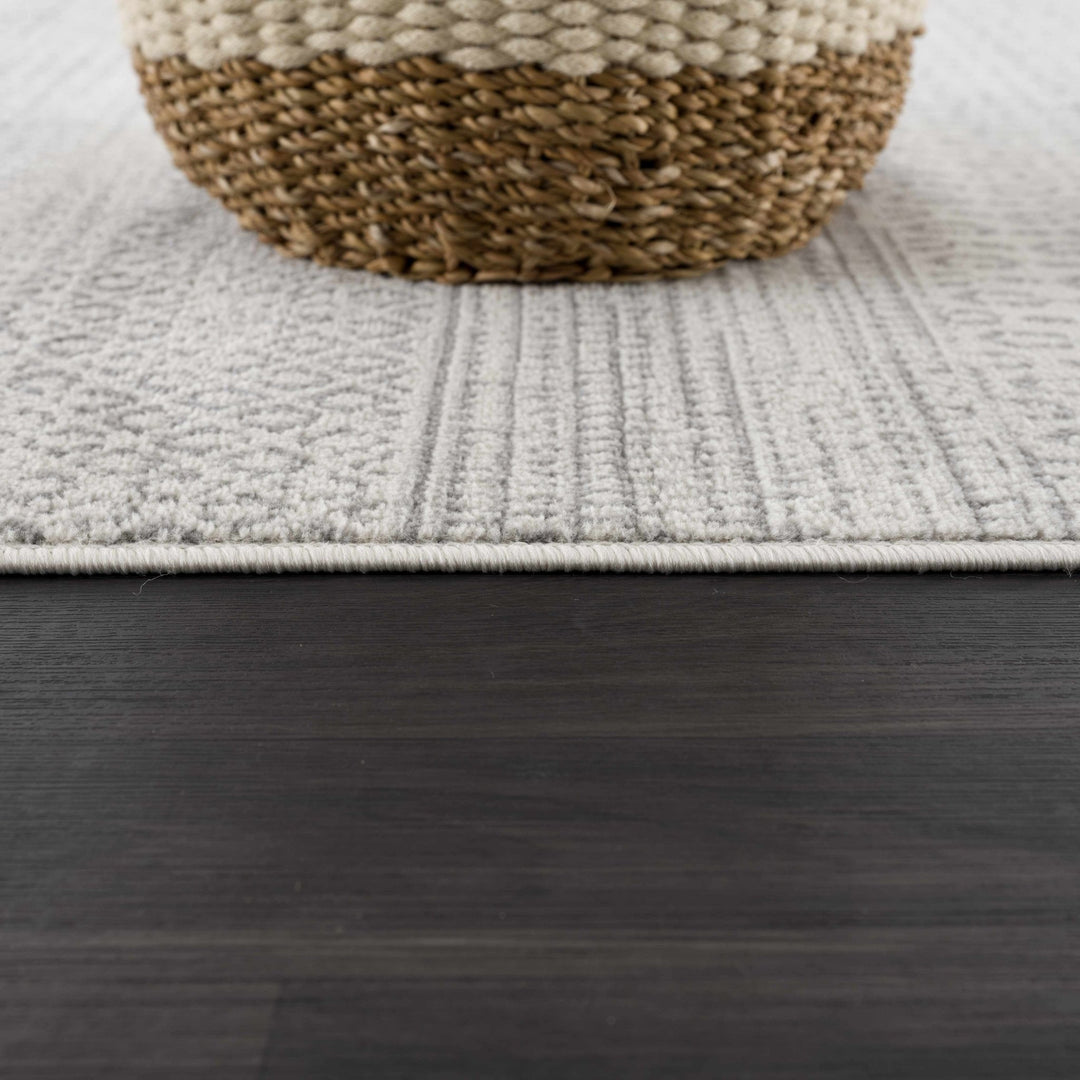 Contemporary Ivory and Gray Medium Pile Tribal Trellis Multi size Area Rug - The Rug Decor