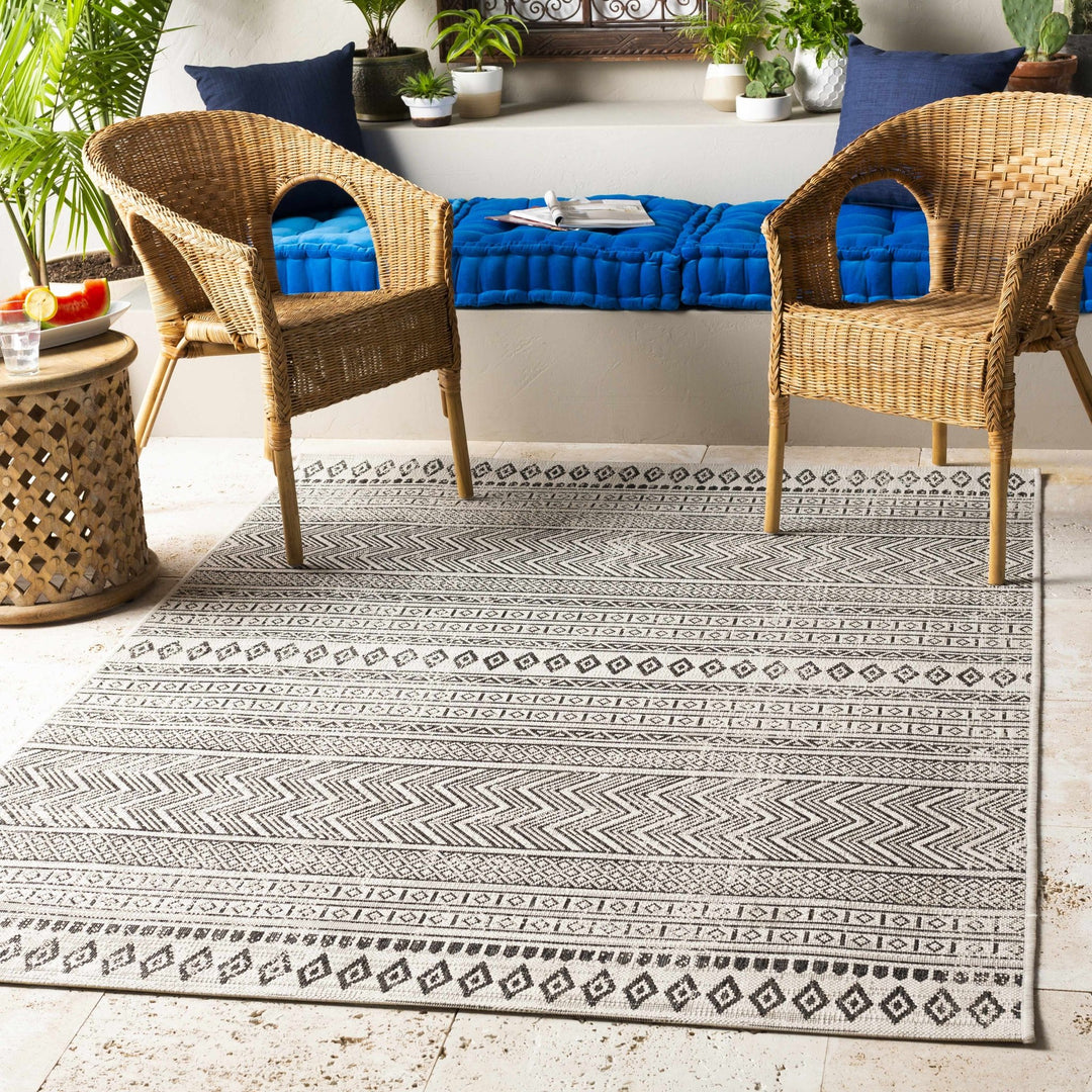 Contemporary Trellis Tribal Look Ivory And Charcoal Area Rug - The Rug Decor