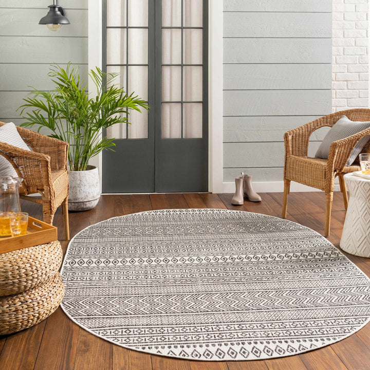 Contemporary Trellis Tribal Look Ivory And Charcoal Area Rug - The Rug Decor