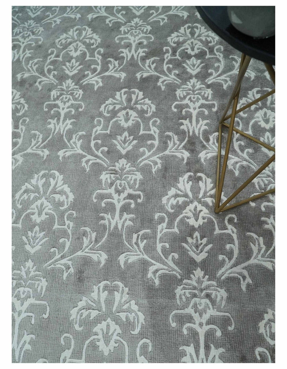 Fine 8x10 Hand Knotted Gray and Ivory Traditional Modern Style Art Art Silk Rug, Living Room Rug | AE1810 - The Rug Decor