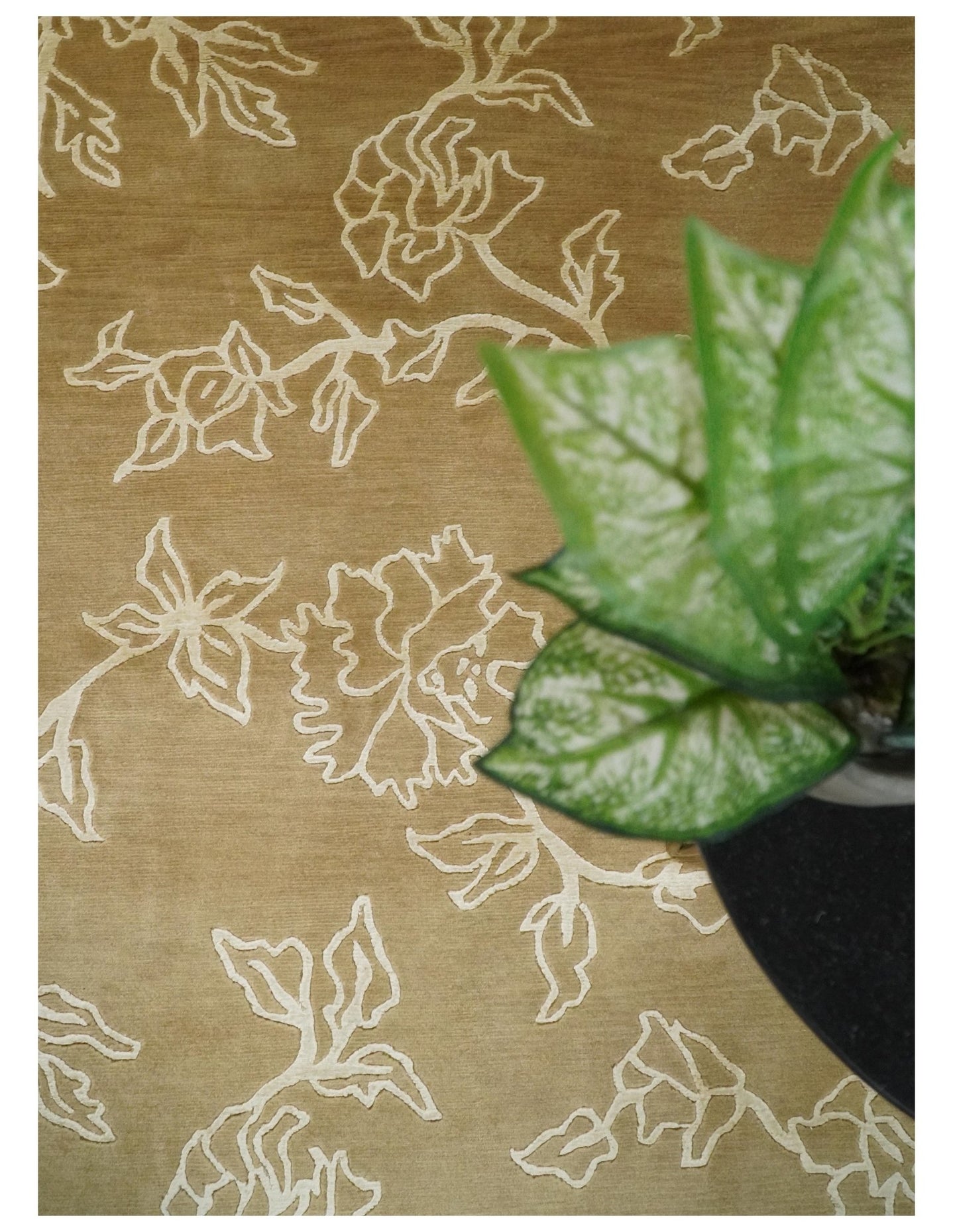 Floral 6x8 Brown and Ivory Wool and Silk Hand Woven Rug | HL6 - The Rug Decor