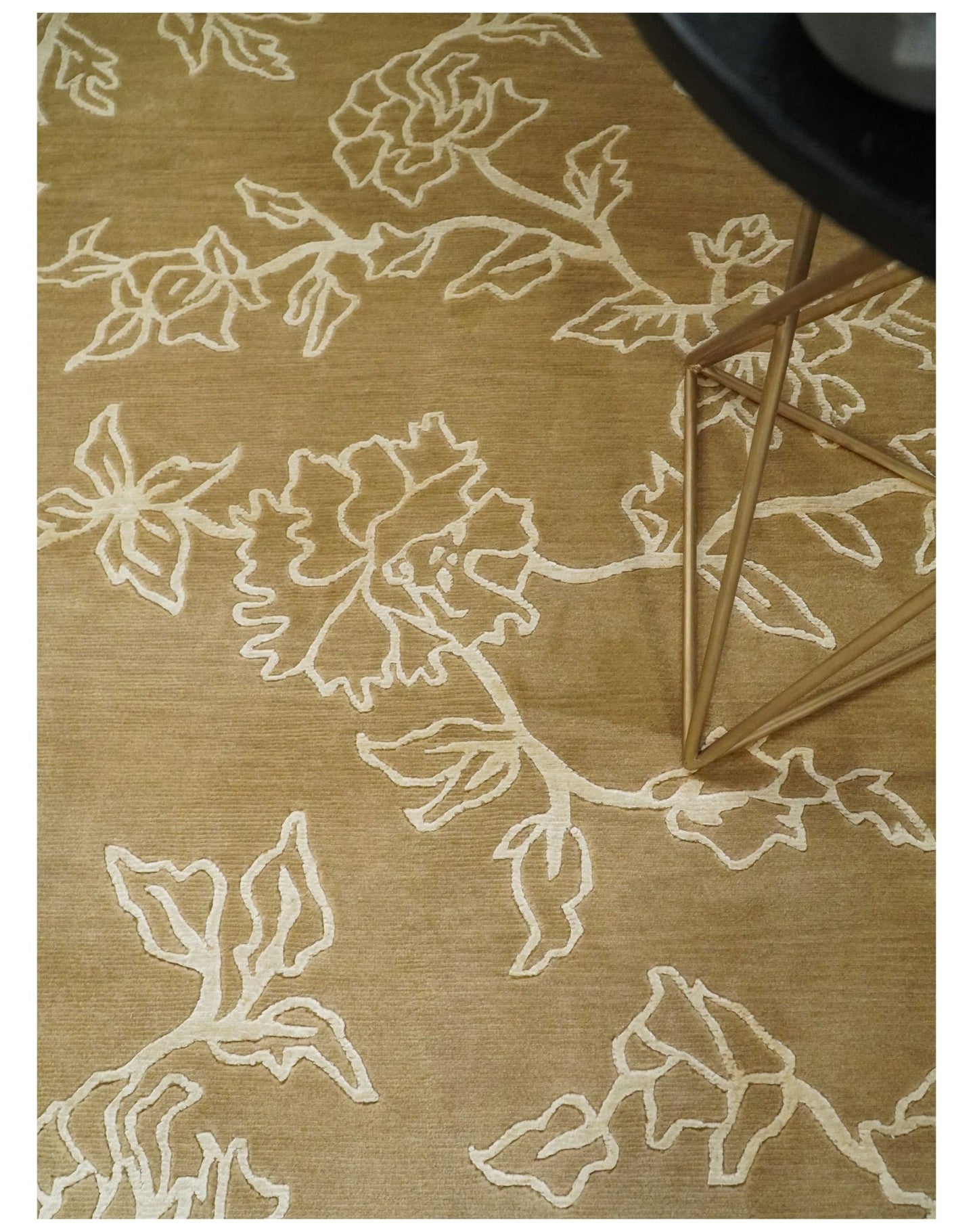 Floral 6x8 Brown and Ivory Wool and Silk Hand Woven Rug | HL6 - The Rug Decor