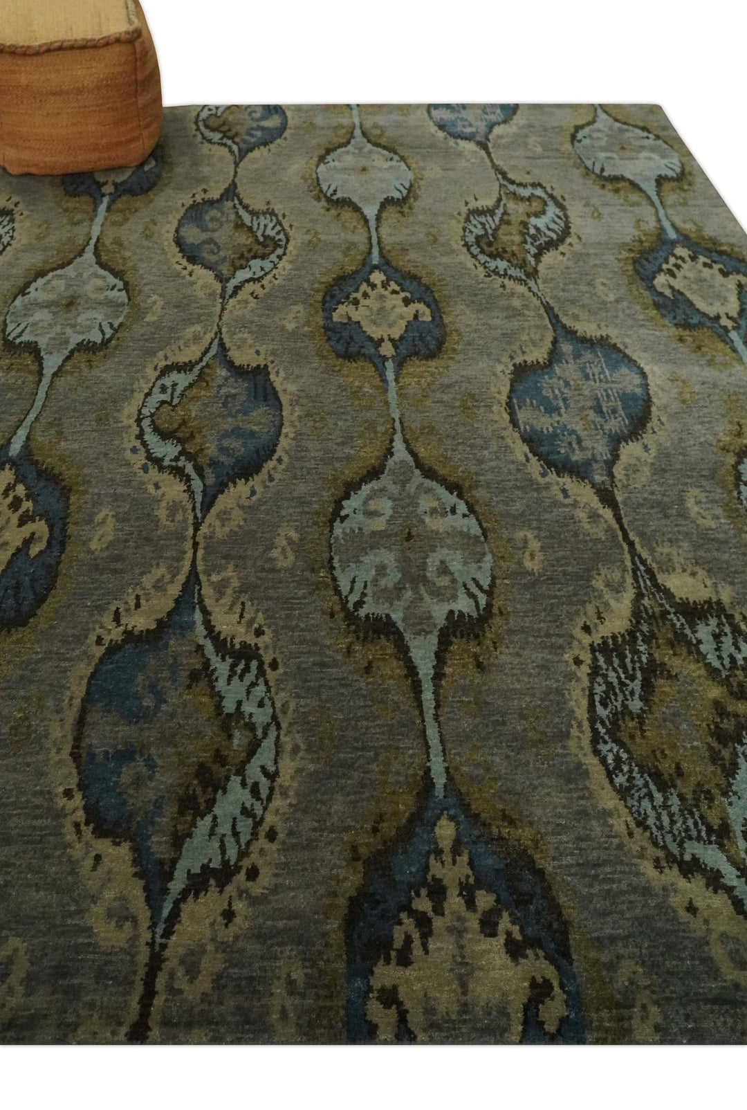 Gray, Teal, Beige and Silver Antique Ikat Design 8x10 wool Area Rug - The Rug Decor