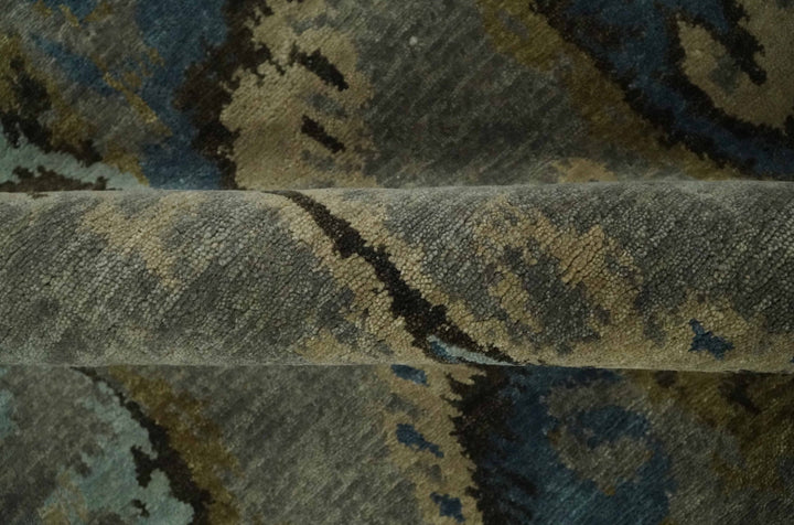 Gray, Teal, Beige and Silver Antique Ikat Design 8x10 wool Area Rug - The Rug Decor