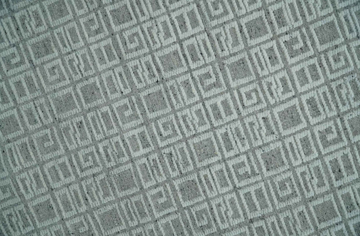 Hand carved Silver and Charcoal Traditional Geometrical Pattern Hand Knotted 8.2x10.6 Wool Area Rug - The Rug Decor