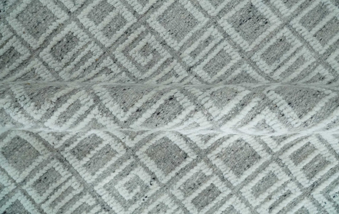 Hand carved Silver and Charcoal Traditional Geometrical Pattern Hand Knotted 8.2x10.6 Wool Area Rug - The Rug Decor