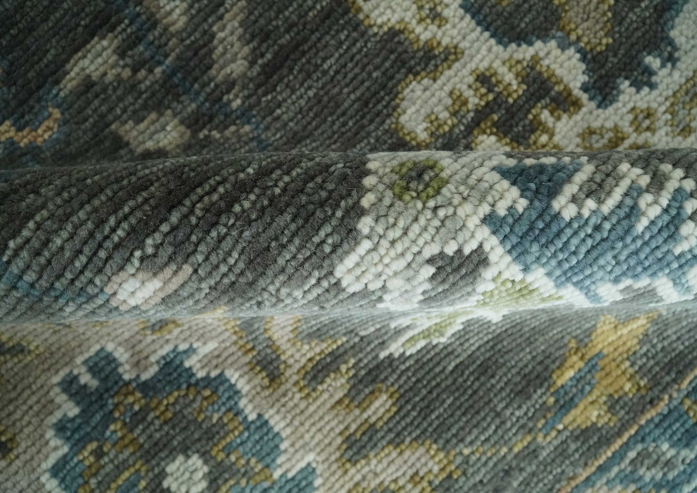 Hand Knotted 5x8, 6x9, 8x10, 9x12, 10x14 and 12x15 Charcoal and Ivory Traditional Persian Oushak Wool Rug | TRDCP1024810 - The Rug Decor